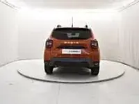 Usata Dacia Duster Journey 101 CV (74 kW) 2023 Arancione SUV