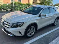 Usata Mercedes GLA200 Premium 136 CV (100 kW) 2015 Bianco SUV