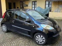 Usata Peugeot 107 68 CV (50 kW) 2007 Nero Utilitaria
