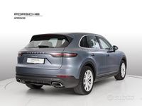 Usata Porsche Cayenne 340 CV (250 kW) 2019 Blu moonlight metallizzato SUV