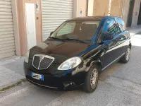 Usata Lancia Ypsilon 77 CV (56 kW) 2011 Nero Utilitaria