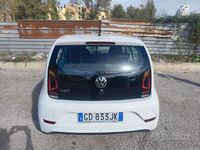 Usata VW up! Move 65 CV (47 kW) 2021 Bianco Utilitaria