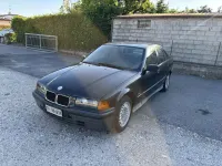 Usata BMW 318 113 CV (83 kW) 1993 Blu/azzurro Berlina