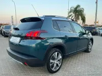 Usata Peugeot 2008 Crossway 120 CV (88 kW) 2018 Verde SUV