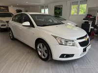 Usata Chevrolet Cruze 163 CV (119 kW) 2011 Bianco Berlina