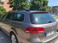 Usata VW Passat 140 CV (102 kW) 2011 Marrone Station wagon
