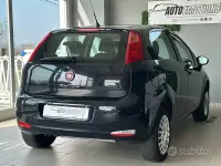 Usata Fiat Grande Punto 77 CV (56 kW) 2017 Nero Utilitaria
