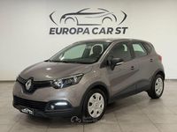 Usata Renault Captur 90 CV (66 kW) 2015 Grigio SUV