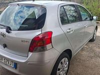 Usata Toyota Yaris Cool 101 CV (74 kW) 2009 Utilitaria