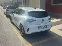 Usata Renault Clio V Techno 145 CV (106 kW) 2024 Bianco Berlina