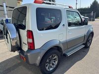 Usata Suzuki Jimny 86 CV (63 kW) 2015 Bianco SUV