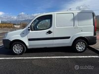 Usata Fiat Doblò 103 CV (75 kW) 2010 Bianco Monovolume