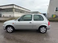 Usata Nissan Micra 60 CV (44 kW) 2001 Grigio Utilitaria
