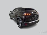 Usata Peugeot 2008 Allure 102 CV (75 kW) 2022 Nero SUV