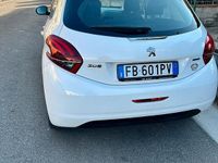 Usata Peugeot 208 2015 Bianco Utilitaria