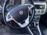 Usata Lancia Delta 120 CV (88 kW) 2009 Utilitaria