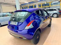 Usata Lancia Ypsilon 80 CV (58 kW) 2014 Blu Utilitaria