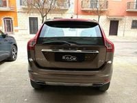 Usata Volvo XC60 Kinetic 190 CV (139 kW) 2015 Marrone SUV