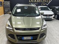 Usata Ford Kuga 163 CV (119 kW) 2012 Verde SUV
