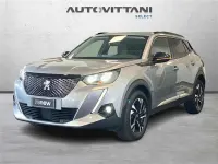Usata Peugeot 2008 Allure 102 CV (75 kW) 2022 Grigio scuro SUV