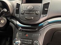 Usata Chevrolet Orlando 130 CV (95 kW) 2013 Bianco Monovolume