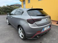 Usata Alfa Romeo Giulietta Quadrifoglio 120 CV (88 kW) 2016 Grigio Berlina