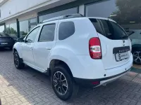 Usata Dacia Duster Lauréate 109 CV (80 kW) 2016 Bianco ghiaccio SUV