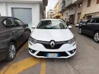 Usata Renault Mégane IV Bose Edition 110 CV (80 kW) 2016 Bianco Berlina