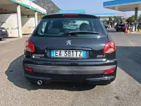 Usata Peugeot 206 60 CV (44 kW) 2010 Berlina