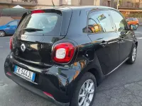 Usata Smart ForFour Prime 71 CV (52 kW) 2017 Nero Utilitaria
