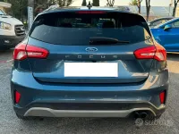 Usata Ford Focus Active 120 CV (88 kW) 2019 Blu Berlina