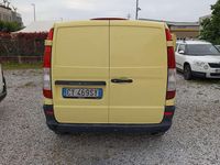Usata Mercedes Vito 109 CV (80 kW) 2007 Giallo Furgone