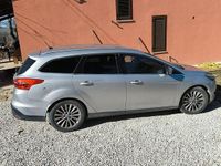 Usata Ford Focus Titanium 120 CV (88 kW) 2015 Grigio Station wagon