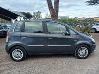 Usata Lancia Musa Gold 95 CV (69 kW) 2012 Grigio Monovolume