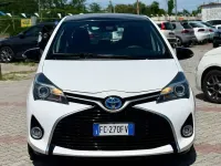 Usata Toyota Yaris Hybrid Active 75 CV (55 kW) 2016 Other Berlina