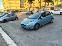 Usata Fiat Grande Punto 75 CV (55 kW) 2007 Grigio Utilitaria