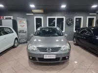 Usata VW Golf V 102 CV (75 kW) 2007 Grigio Berlina
