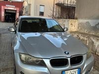 Begagnad BMW 320 177 HK (130 kW) 2009 Grå Sedan
