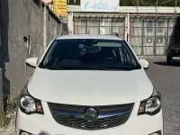 Usata Opel Karl Rocks 73 CV (53 kW) 2018 Bianco Utilitaria