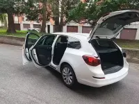 Usata Opel Astra 95 CV (69 kW) 2012 Bianco Station wagon