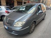 Usata Lancia Phedra 170 CV (125 kW) 2010 Grigio Monovolume