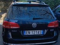 Usata VW Passat 170 CV (125 kW) 2012 Blu Station wagon