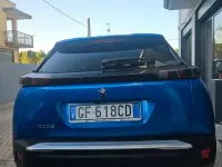 Usata Peugeot 2008 Allure 131 CV (96 kW) 2021 Blu/azzurro SUV