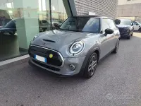 Usata Mini Cooper SE 75 kW (102 CV) 2020 Grigio Utilitaria