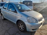 Usata Toyota Yaris Sol 65 CV (47 kW) 2005 Blu Berlina