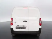 Usata Toyota Proace City Active 100 CV (73 kW) 2021 Bianco Monovolume