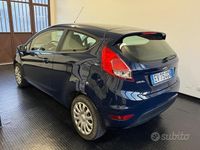 Usata Ford Fiesta 96 CV (70 kW) 2014 Blu Utilitaria