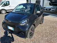 Usata Smart ForTwo Electric Drive Passion 60 kW (82 CV) 2022 Nero pastello Cabrio