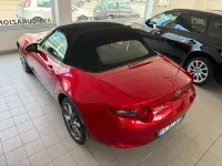 Usata Mazda MX5 Inclusive 160 CV (117 kW) 2018 Soul red Cabrio