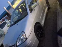 Usata Suzuki Liana 103 CV (75 kW) 2005 Station wagon